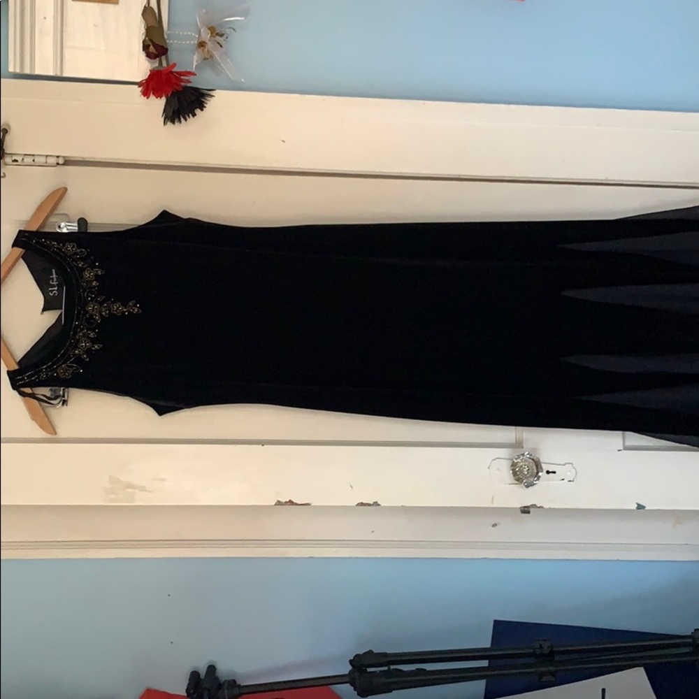 S.L. fashions velvet long dress size 14 beading